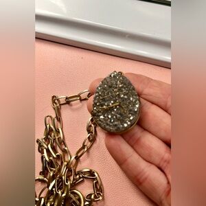 AE-STONE OVAL GOLD NECKLACE